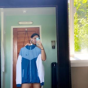 nike “old-skool” colorblocked jacket!